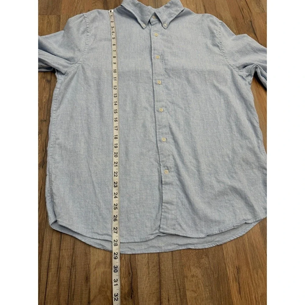 Banana Republic Men's Light Blue Button Down Shirt Large‎ Standard Fit Cotton